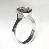 6 Platinum diamond set ring