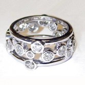 18ct white gold diamond set ring